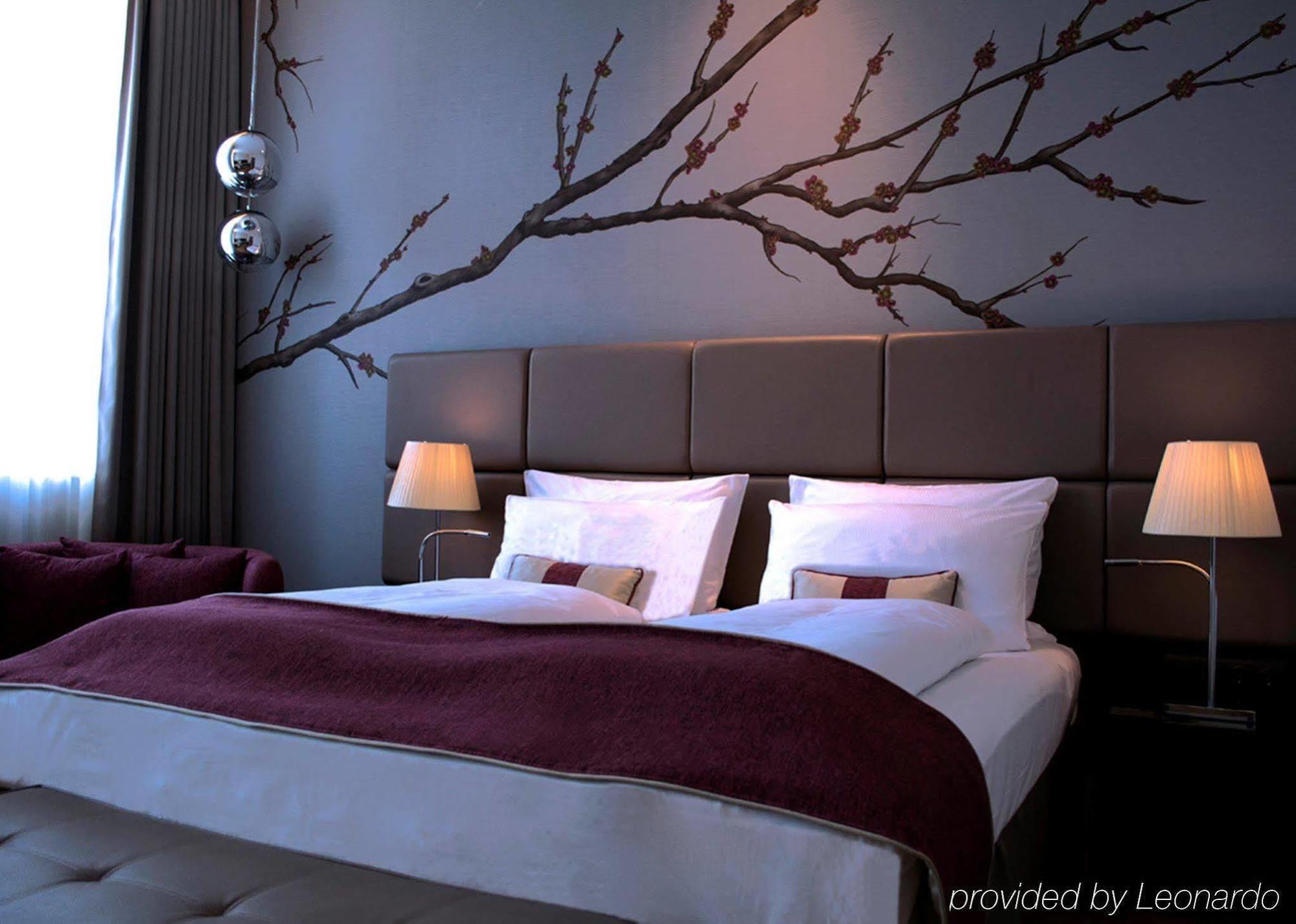 คราวน์ พลาซา เบอร์ลิน-พอตส์ดาเมอร์ พลัตซ์ Hotel ภายนอก รูปภาพ